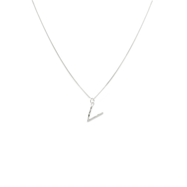 Alphabet Pendant 'V'